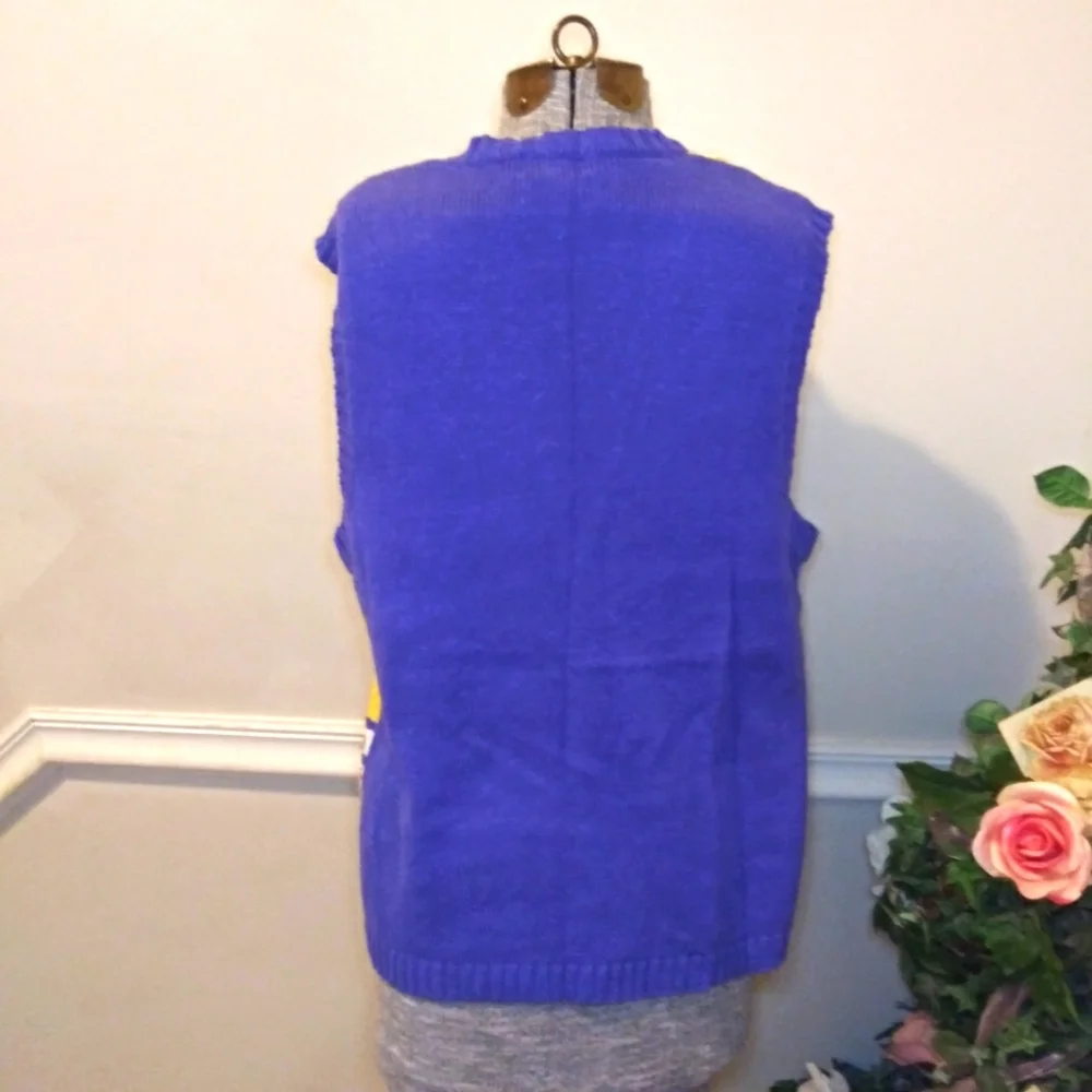 Vintage Napa Valley Cottagecore Blue & Yellow Floral Embroidered Sweater Vest - Picture 10 of 12